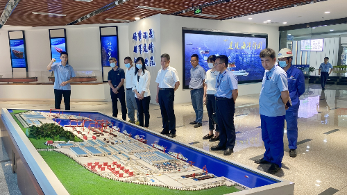 市工信局一级调研员（市管）韩国旭带队开展党支部共建活动_副本.jpg