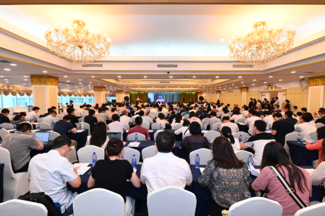 为加快推动制造业高质量发展，广东组建“制造业当家”政策宣讲团队，赴珠三角以及粤东粤西粤北地区送政策上门。省工信厅供图