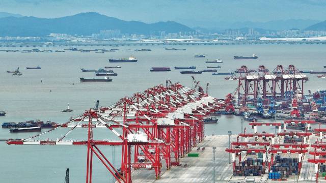 2022年6月,广州南沙港四期全自动化集装箱码头,目前已进入常态化全流程测试运行 南方日报记者 石磊 摄 南方 梁文祥 拍摄